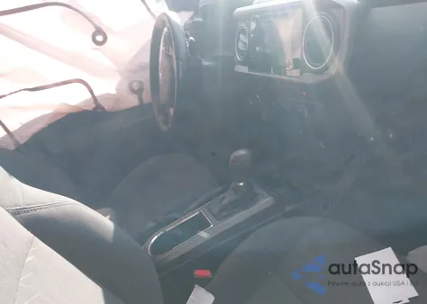 2017 Toyota Tacoma Trd Sport from USA, damaged, VIN 3TMCZ5ANXHM066204